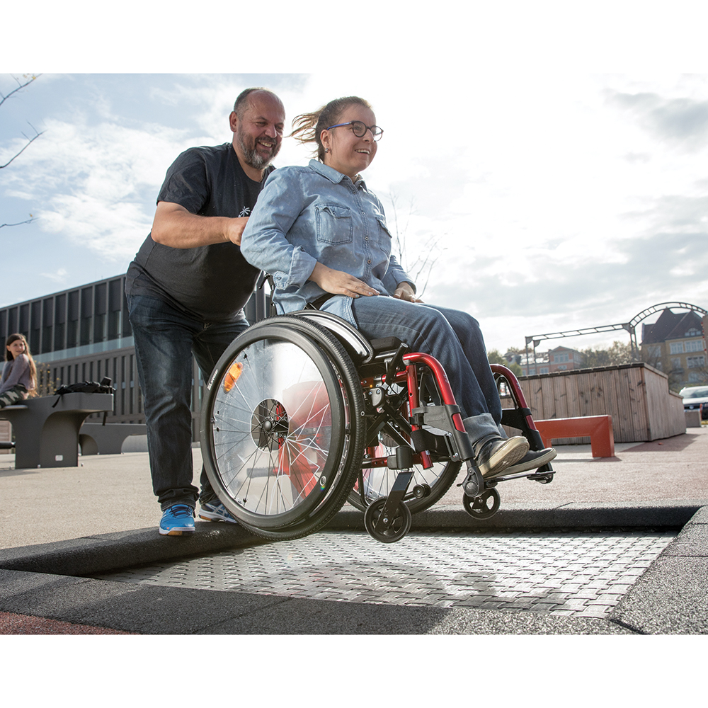 Eurotramp Kids Tramp "Playground (XL)" - Bild 7 - Vergrößern