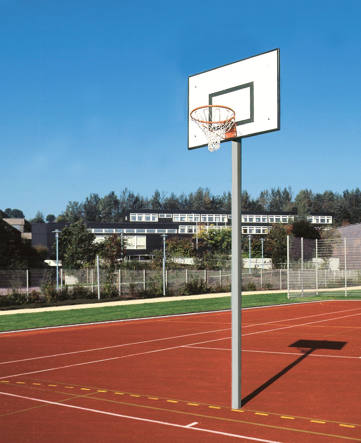 Basketball-Einmast Übungsanlage / Streetball-Anlage - Bild 2 - Vergrößern