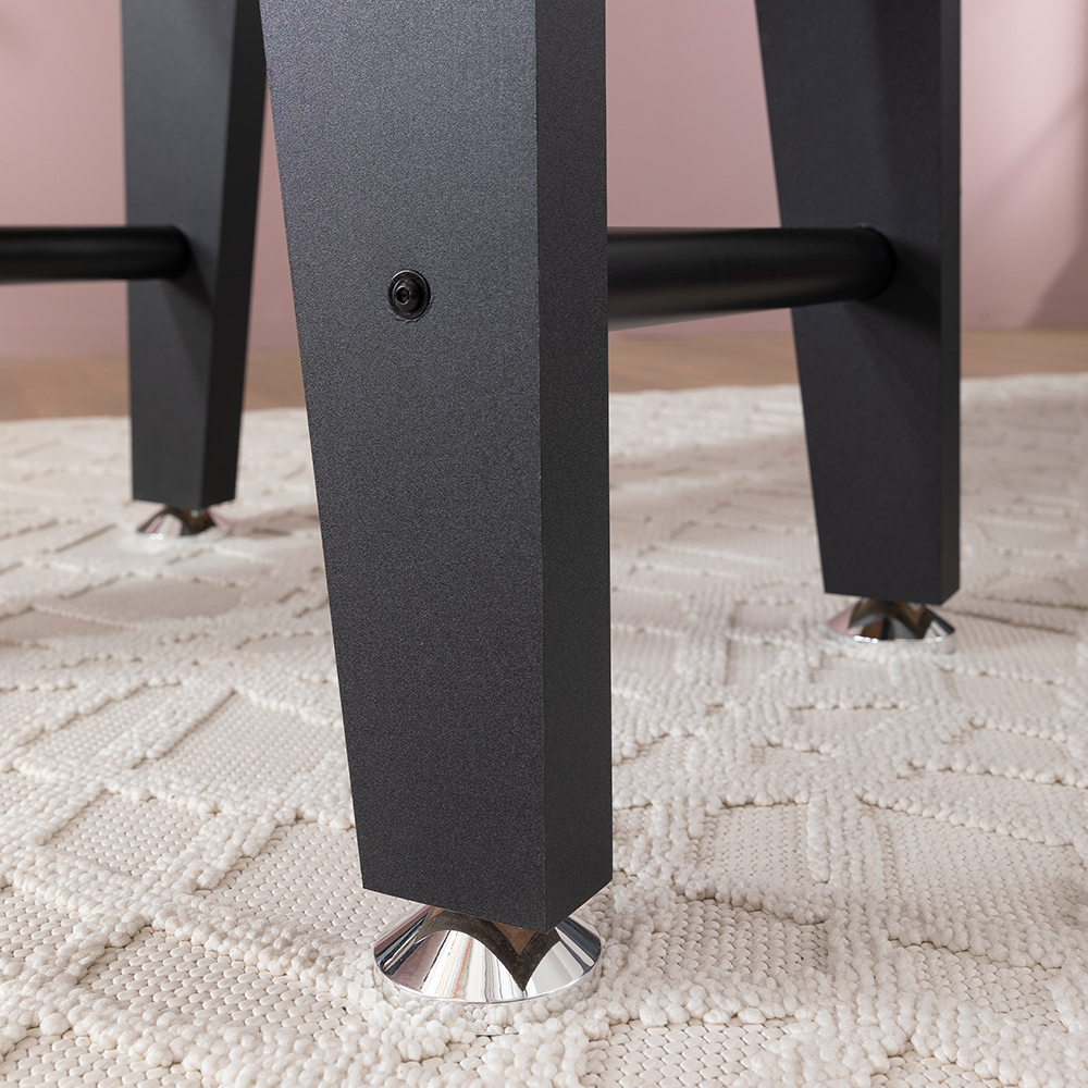  Tischkicker_BigFun_schwarz-Detail-2_162024-01